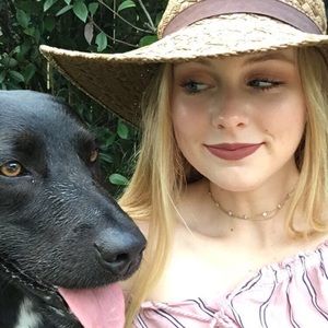 Meet your Posher, Bethany